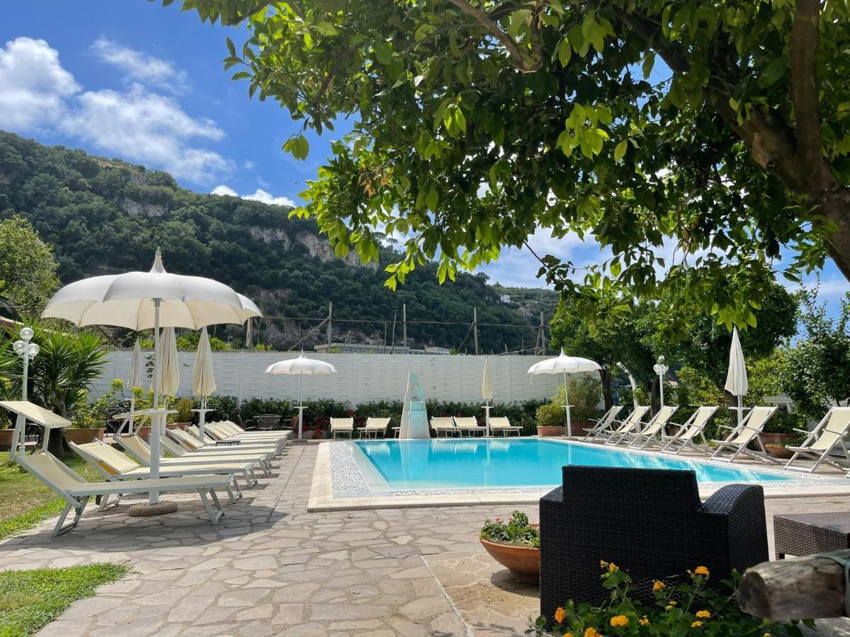 Casa Sorrento, Immerso Nel Verde A Pochi Passi Dal Centro Exterior foto