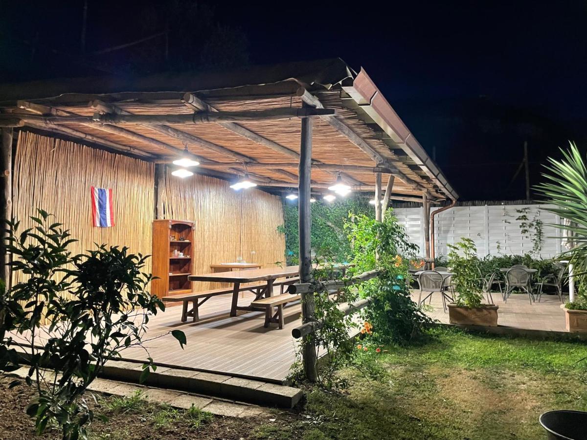 Casa Sorrento, Immerso Nel Verde A Pochi Passi Dal Centro Exterior foto